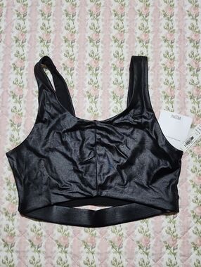 NWT Victoria Sports 💖 Black Shimmery Scoop-Front Cut Out Sexy Sports Bra S